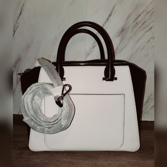 MICHAEL KORS 'Nolita' medium black/white satchel - Picture 3 of 5